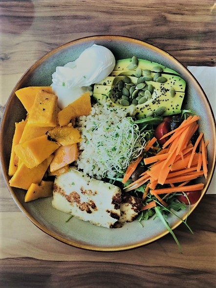 Avocado and eggs